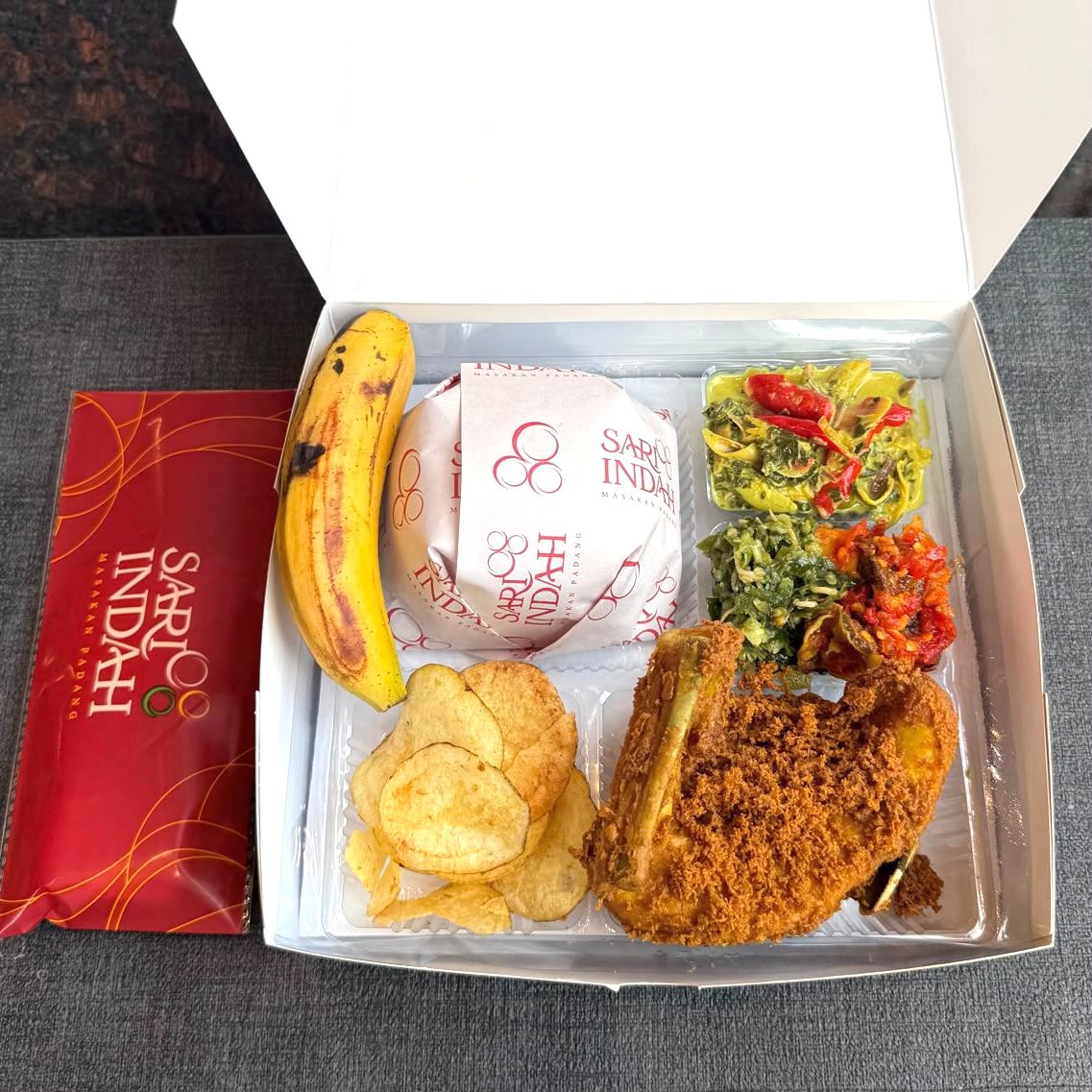 Paket Nasi Box + Snack Box Sari Indah Masakan Padang (Ayam Goreng