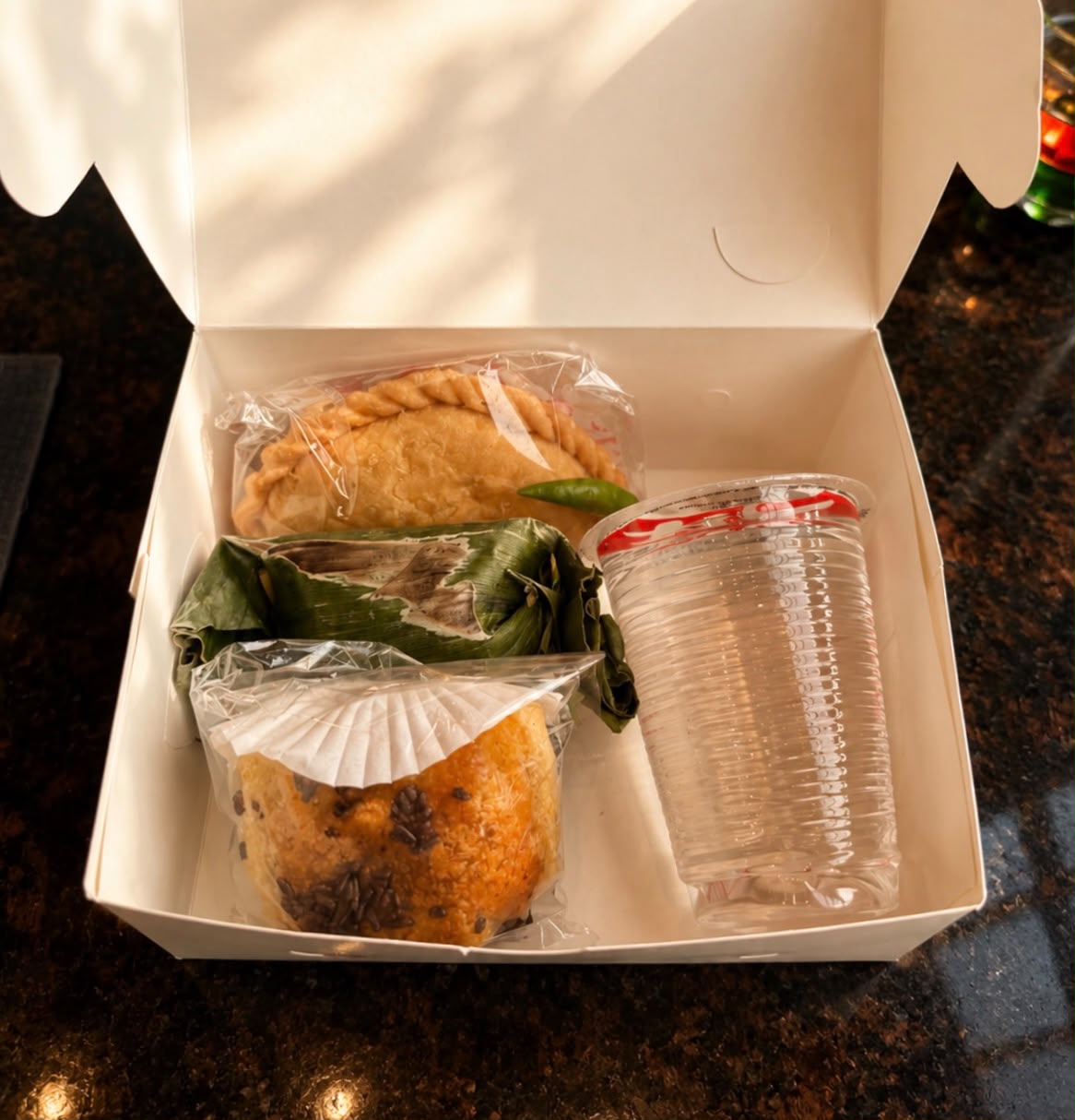 Paket Nasi Box + Snack Box Sari Indah Masakan Padang (Ayam Panggang)
