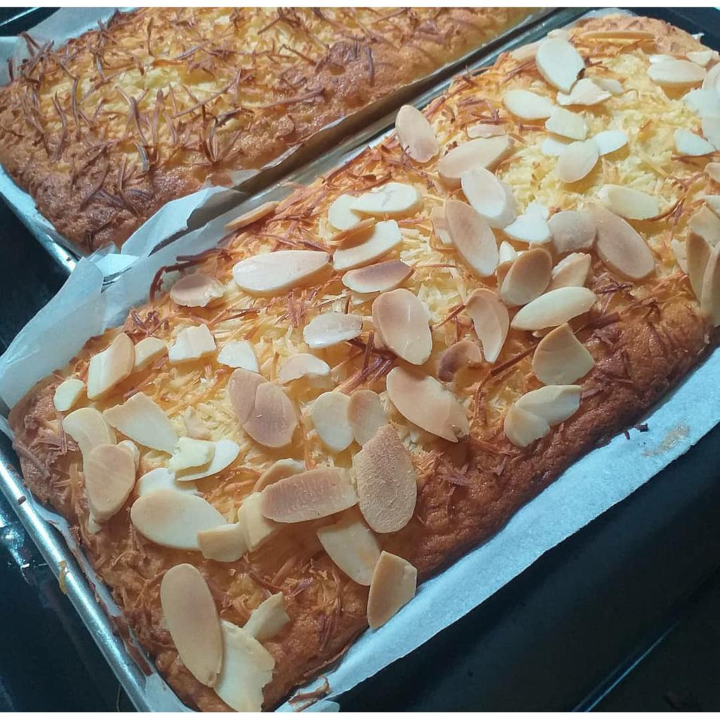 Cake Tape Keju Almond by Embun.Cake