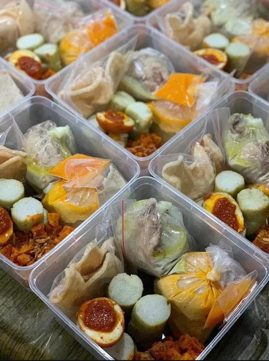 Lontong Cap Gomeh By Saung Hj UU