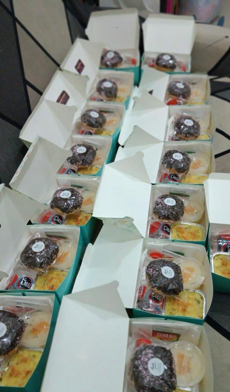 Paket Snack Box Lengkap