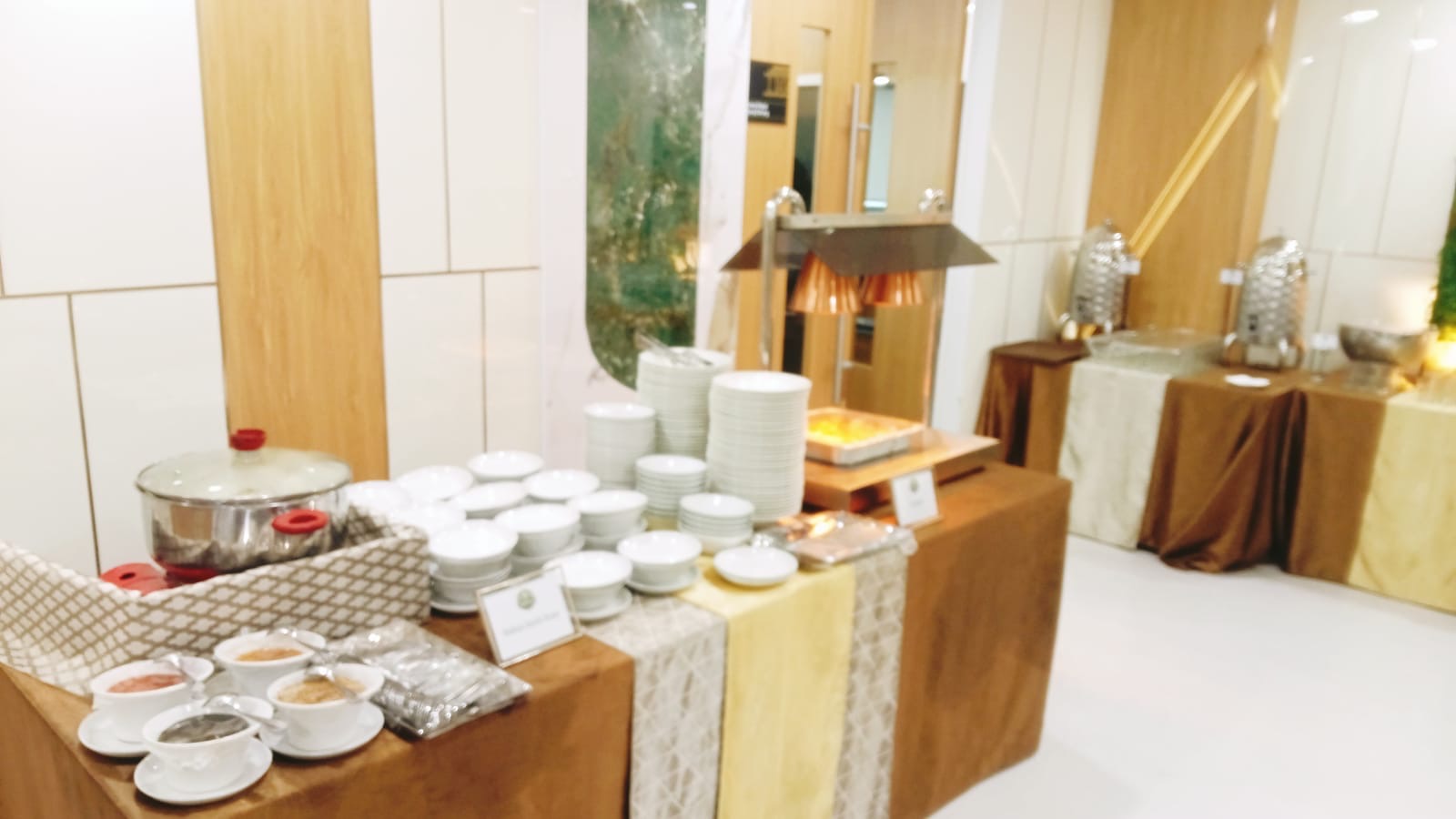 COFFEE BREAK &amp; STALL
