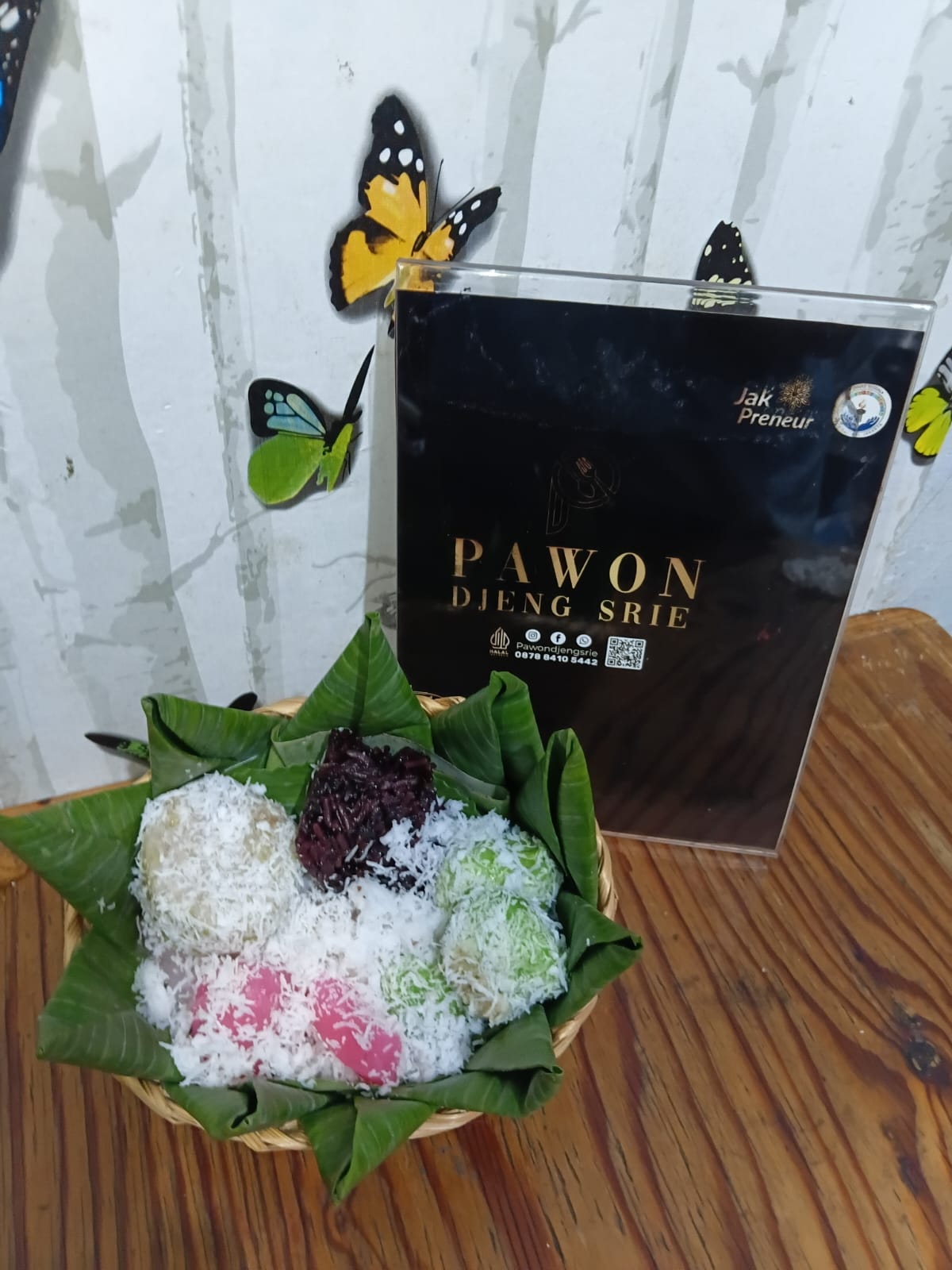 Snack Pawon Djeng Srie (Kue Tradisisional)