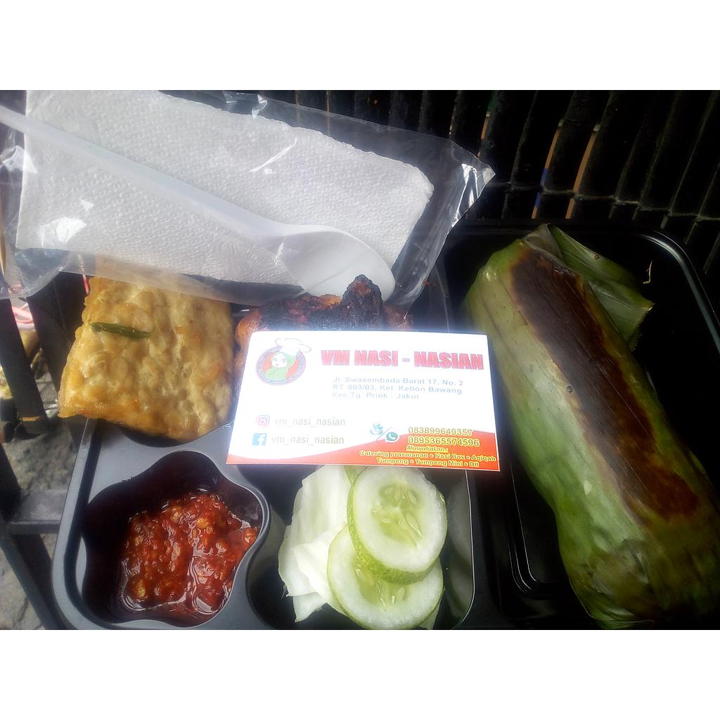 Nasi bakar komplit