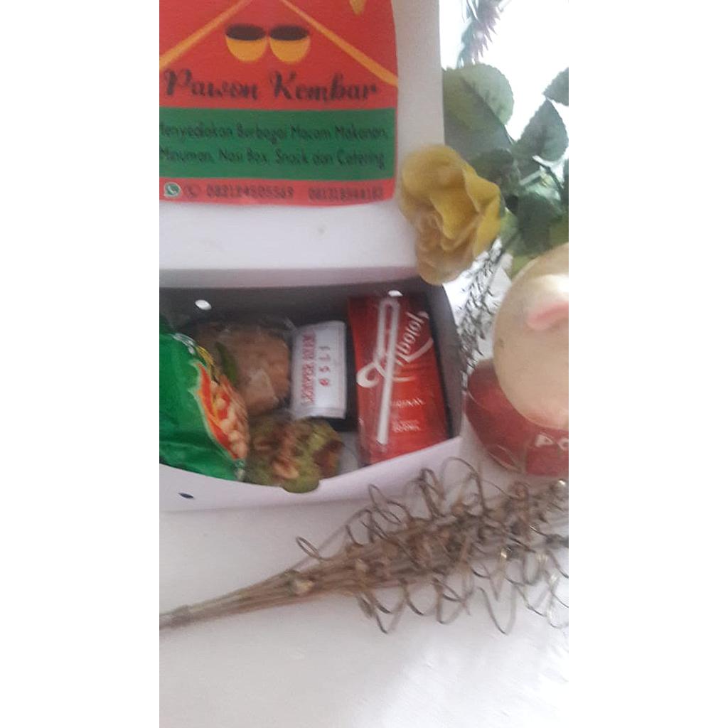 SNACK BOX 1. PAWON KEMBAR