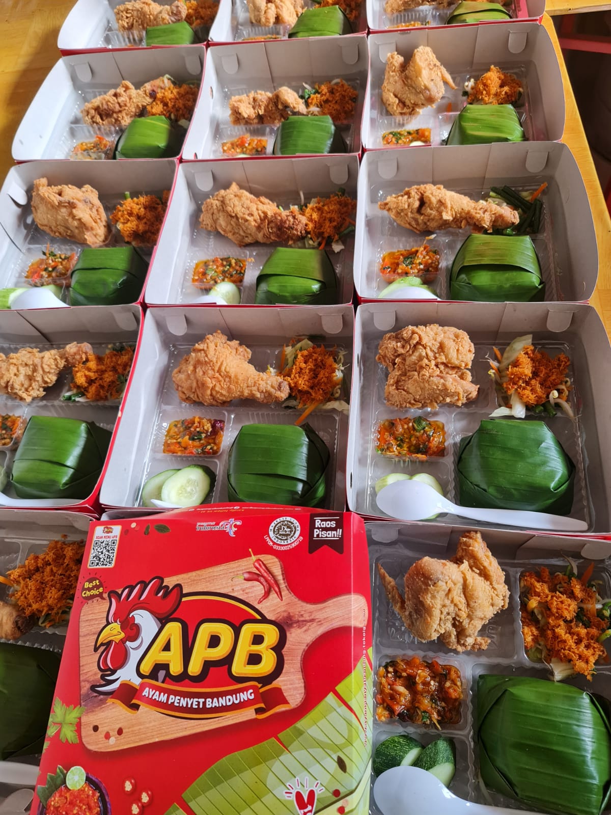 Paket Nasi Box Ayam Geprek Nasi Timbeul Komplit