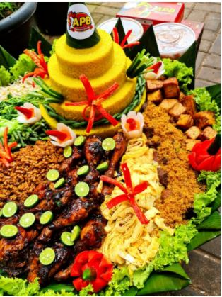 Tumpeng Special by APB Catering 17-20 Orang