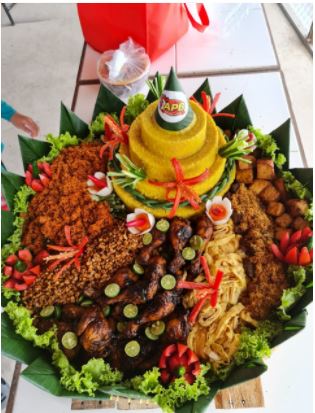 Tumpeng Special by APB Catering 17-20 Orang