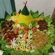 Nasi Tumpeng