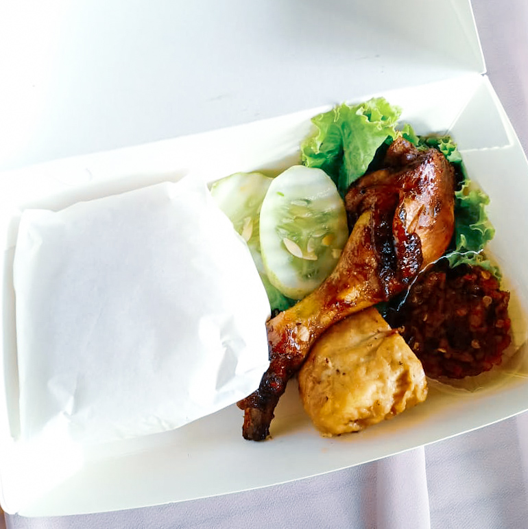 Paket Hemat Ayam by Dapur Ukhtiya