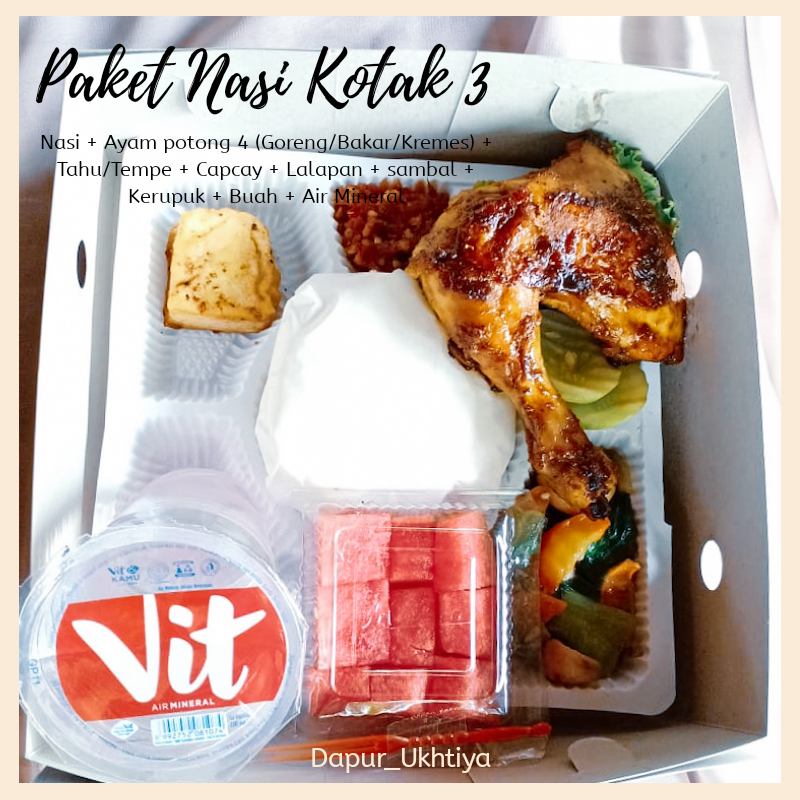 Paket Nasi Kotak 3 by Dapur Ukhtiya