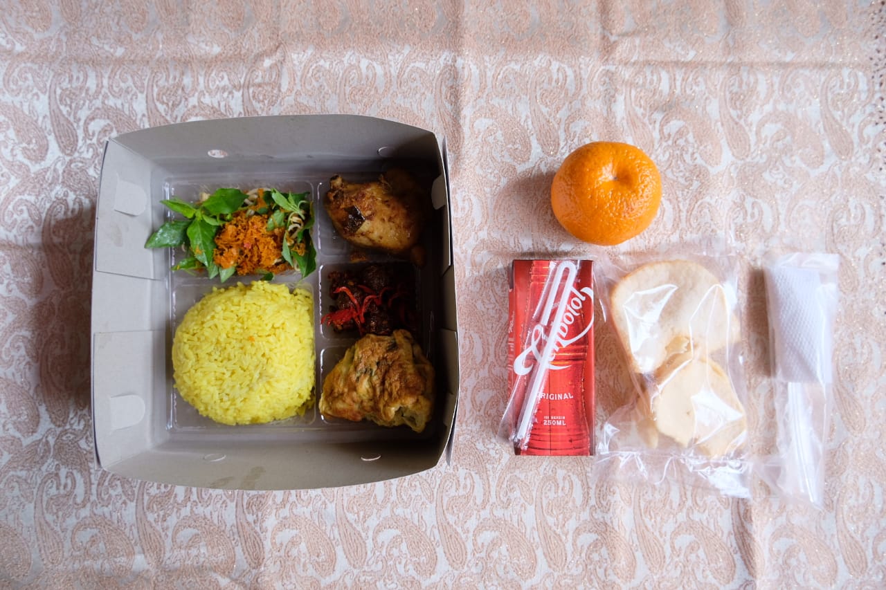 Paket Nasi Kuning Lengkap