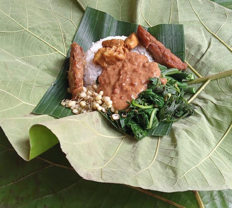 Sego Pecel