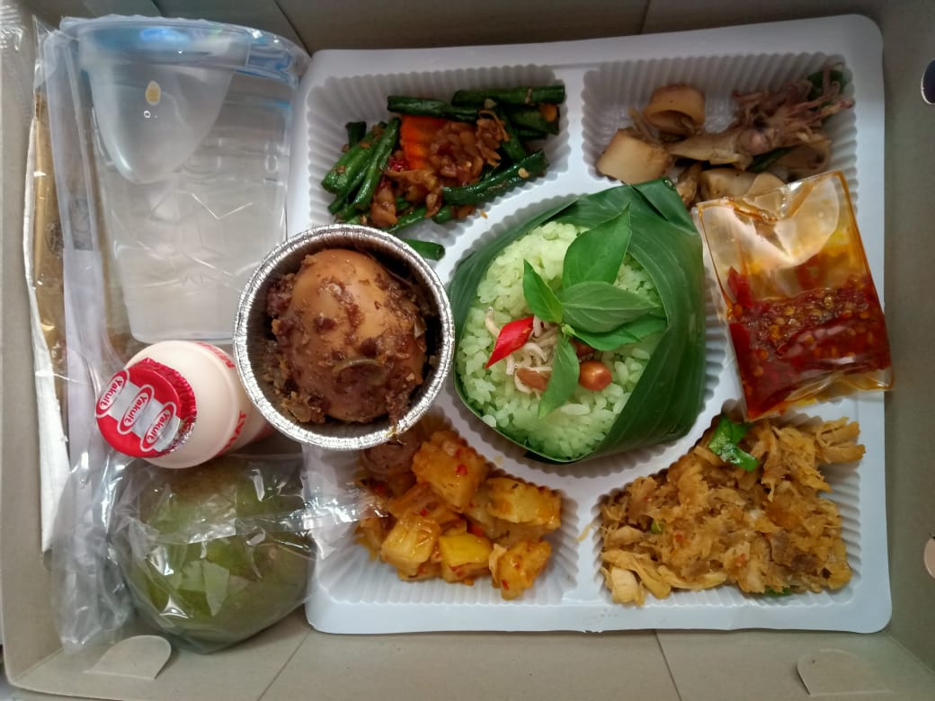 NASI IJO BOGANNA Mustafa Free Yakult / Susu