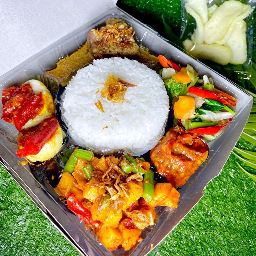 Paket Nasi Rendang 1