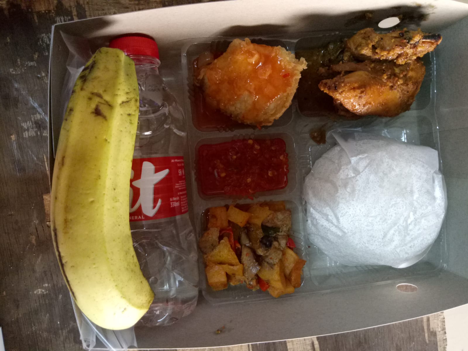 Nasi Box Ayam Panggang Rayco