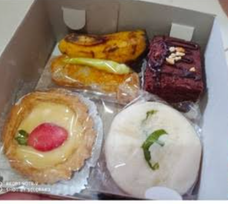 ANEKA SNACK KUE &amp; BUAH