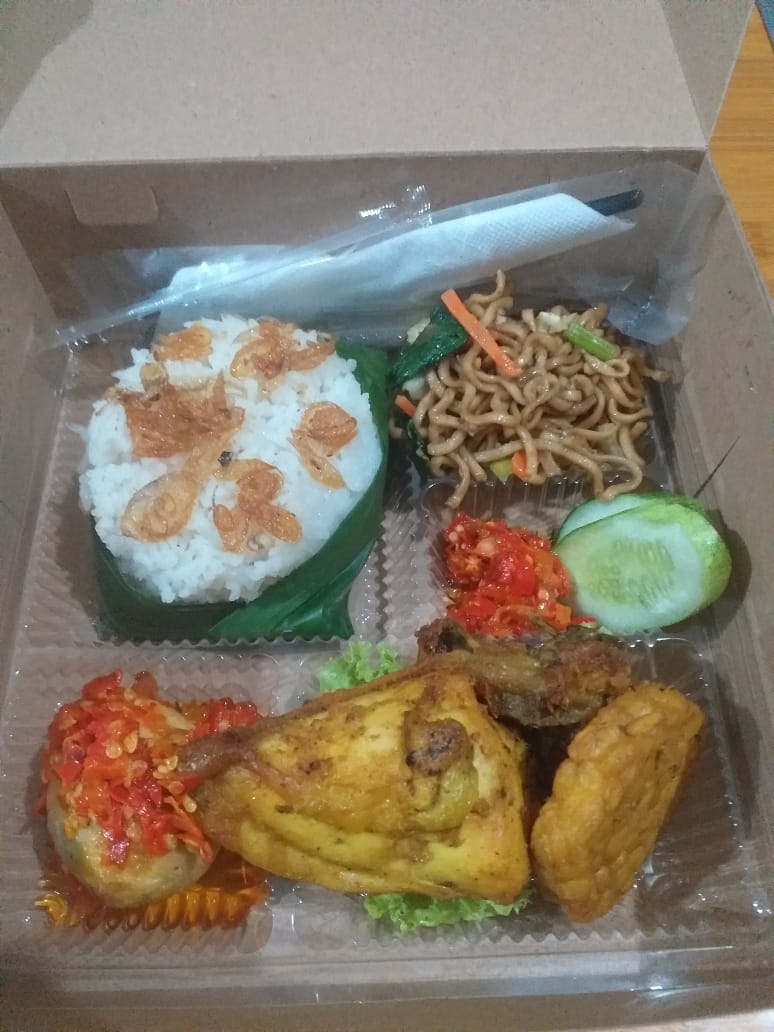 Paket Nasi Uduk