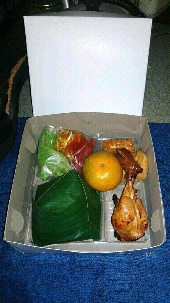 Paket Nasi Box by Dapoer Manis