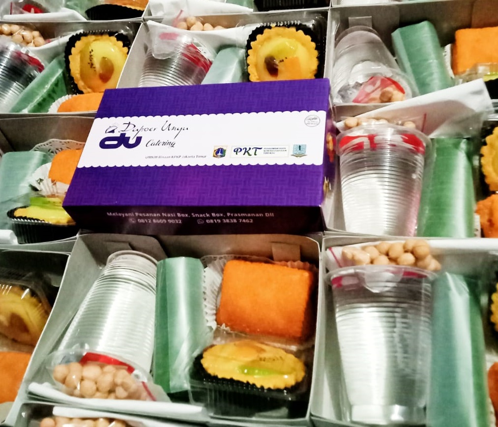 DAPOER UNGU Snack Box