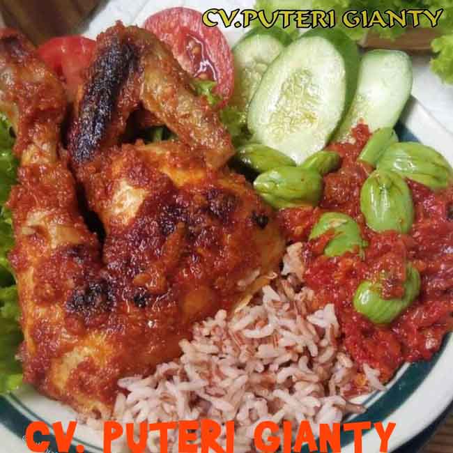 Tradisional Food Paket nasi merah