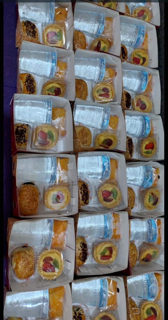Paket snack box 18