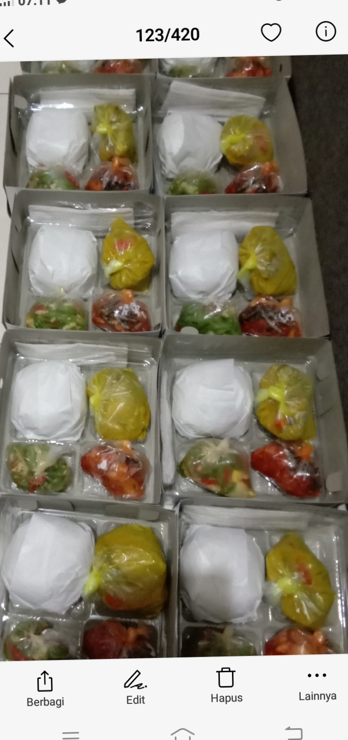 Paket Nasi Kari Ayam