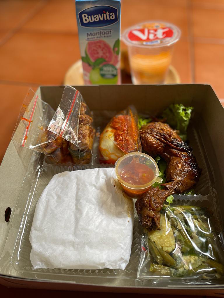 Nasi Box Ayam Bakar