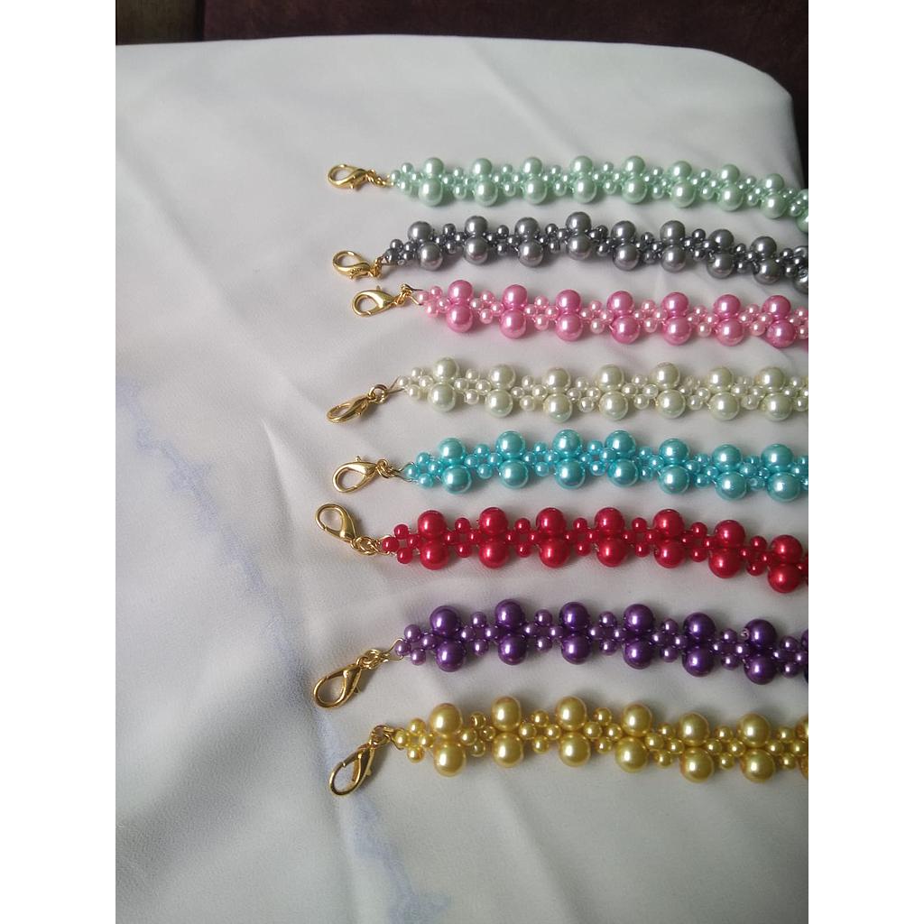 Konektor Masker Mutiara Sintetis