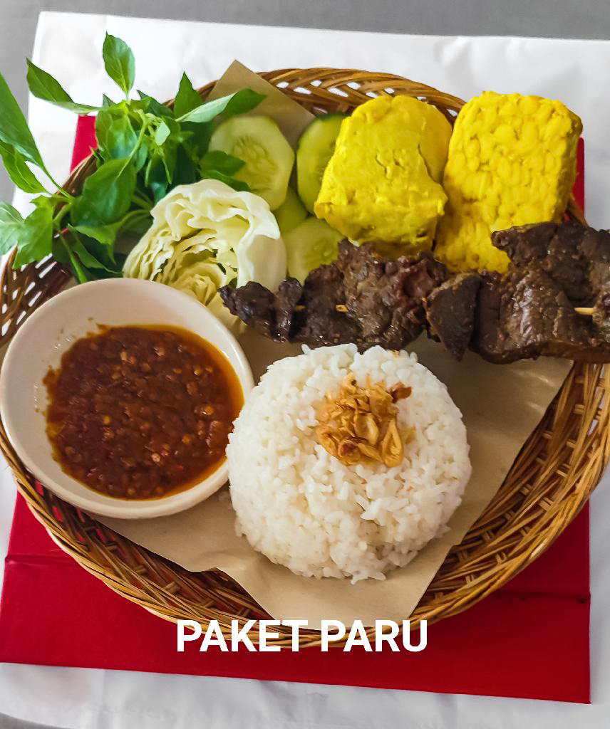 nasi uduk paru lengkap