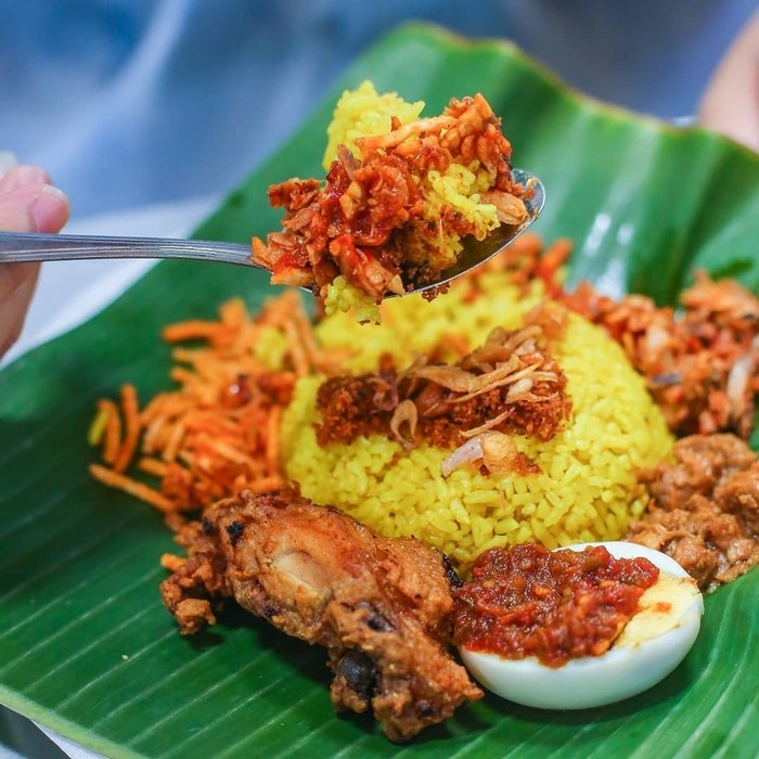 Nasi Kuning Spesial Bang Arshad