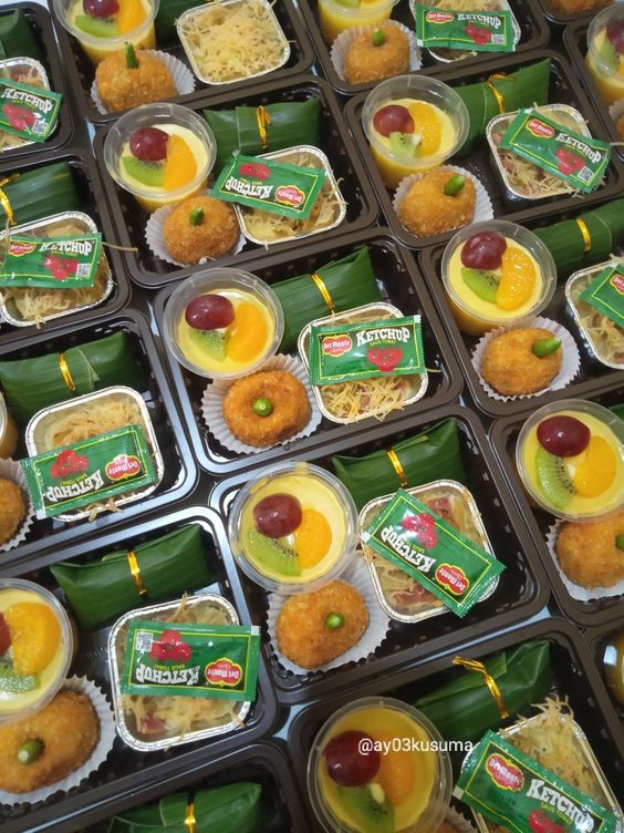 Snack box by Nasiantar.id