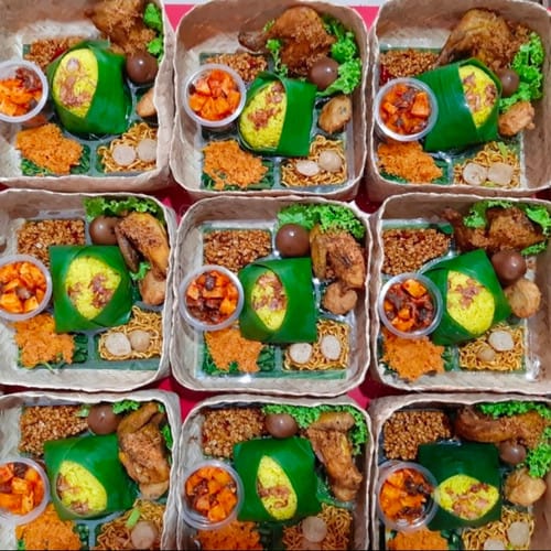 Nasi Tumpeng