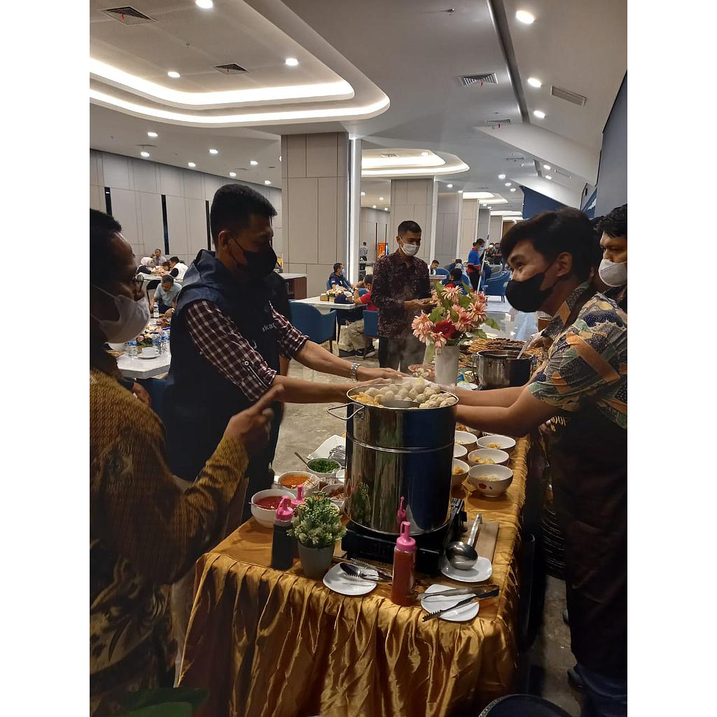 FOOD STALL B