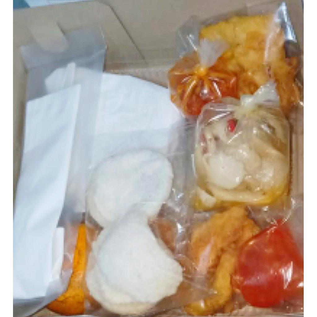 Nasi ayam/ikan goreng tepung asam manis