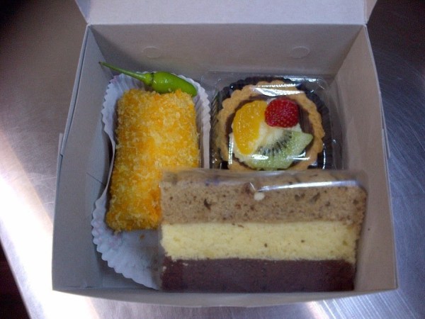 Snack Box Menu 2 Dapoer Papi