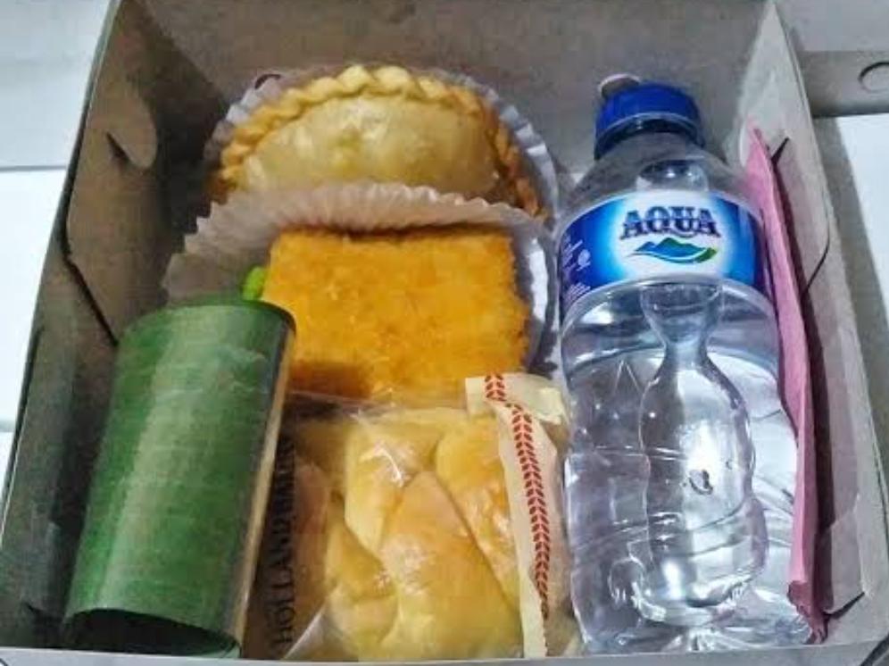 Paket Snack Box A