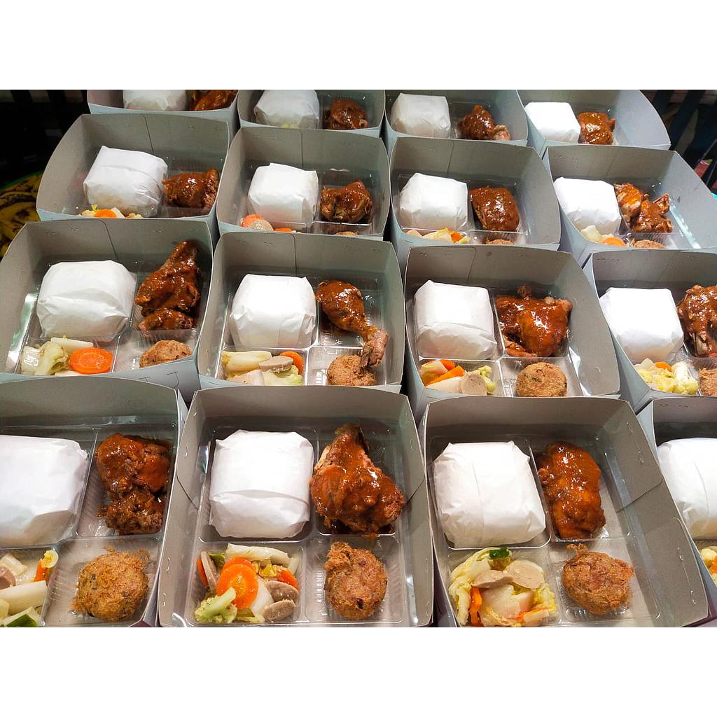 Nasi Box Ayam Rendang sri cookies