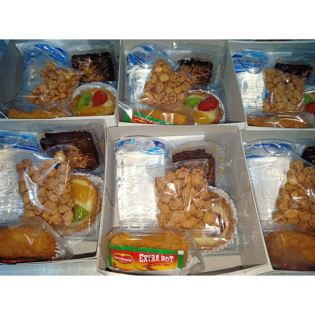 Snack Box 3 Kue - Kuliner Suka Suka