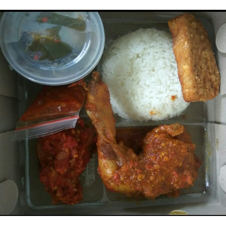 Paket Nasi Ayam Bumbu Bali
