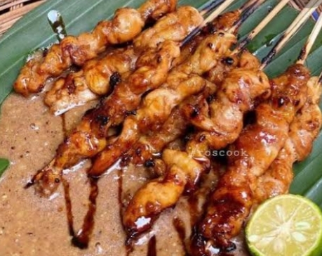 SATE AYAM