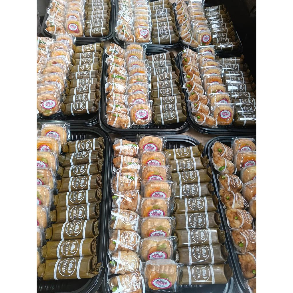 Paket kue nampan