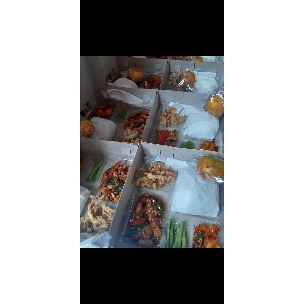 NASI BOKS ZAYD FAST by DAPOER FAS