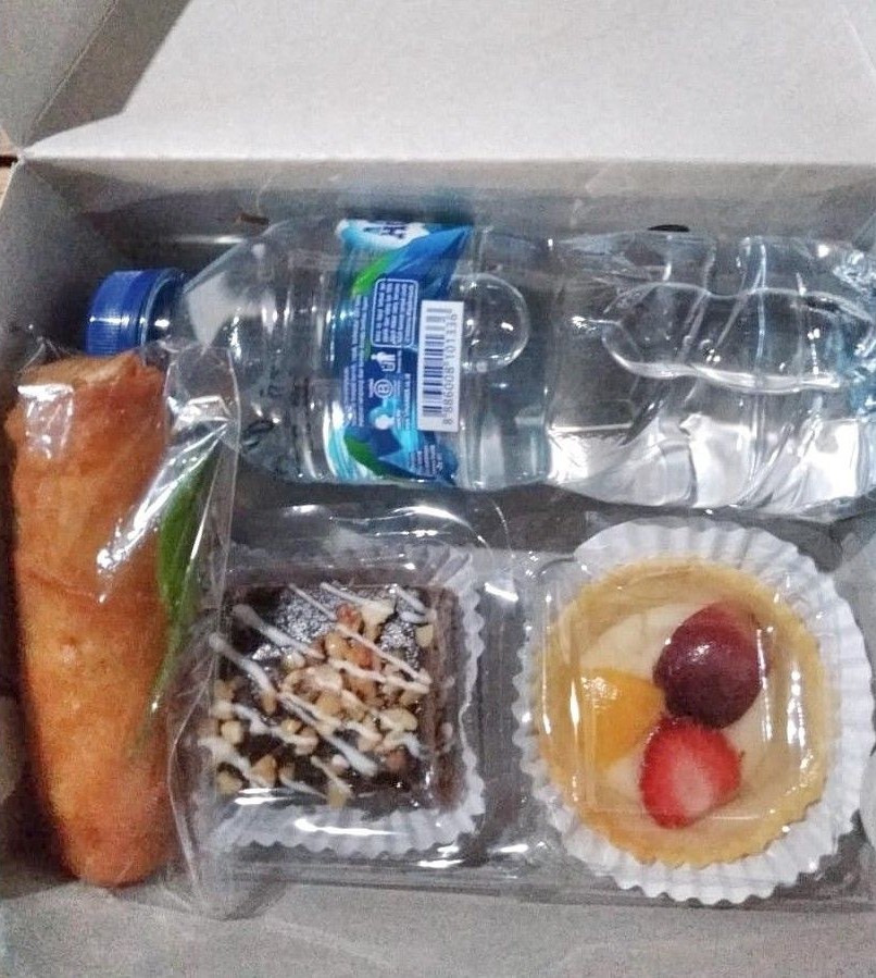 Snack Box The Kitchen Poetri