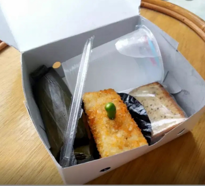 Snack box seribu biru