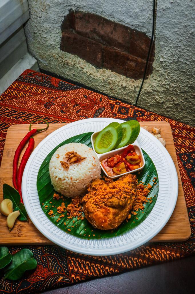 Paket ayam bakar solo komplit