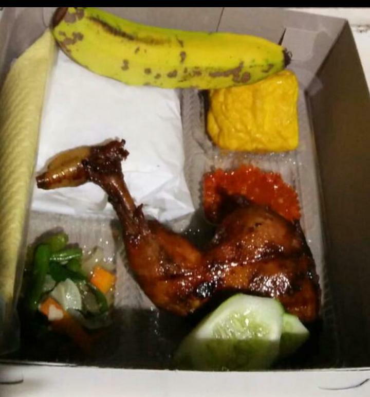AYAM BAKAR PAK SYARIF (ABS)