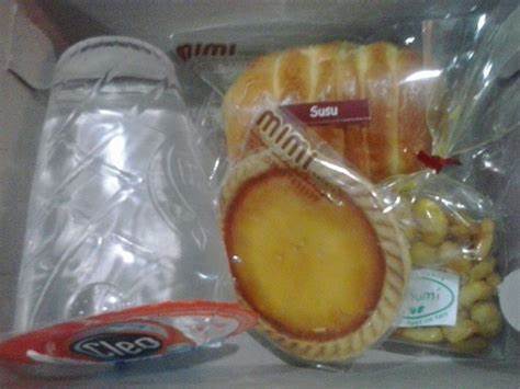 Paket C Snack Box + Buah