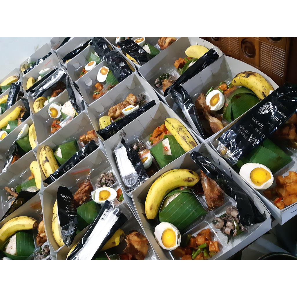 SNACK BOX + NASI BOX