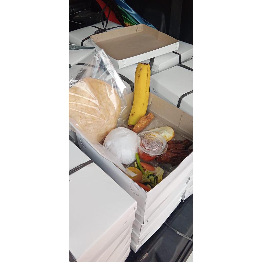 Nasi box komplit